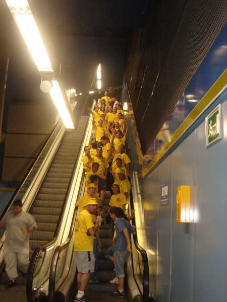 Foto en la escalera mec&aacute;nica